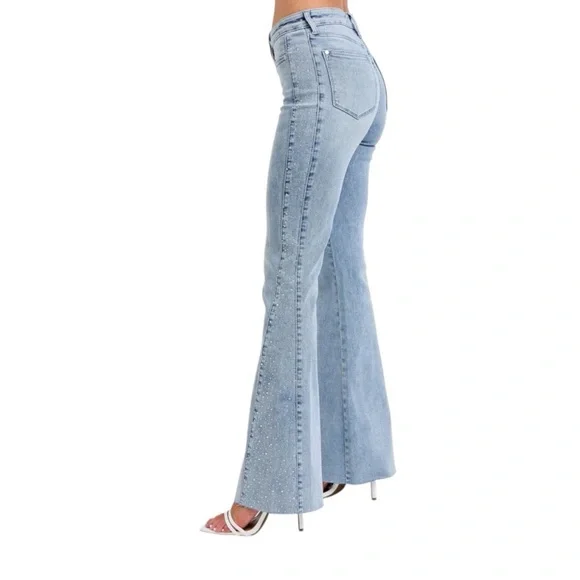 Judy Blue Full Size Mid Rise Rhinestone Side Panel Detail Flare Jeans Plus Size - Picture 4 of 15
